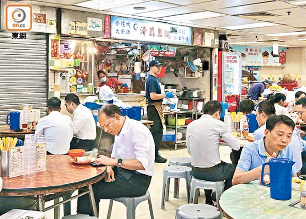 港府擬推動更多食店提供清真食物。（陳德賢攝）