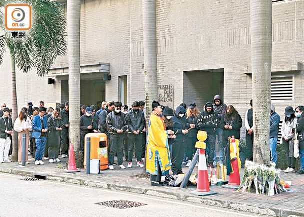 九龍灣鐵騎車禍  40親友路祭