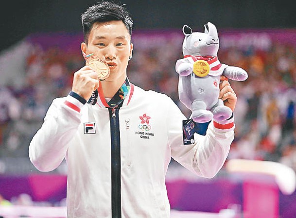 石偉雄連續兩屆於亞運跳馬項目摘金。