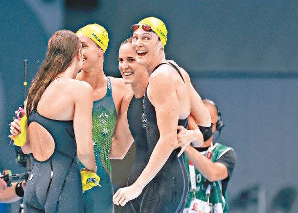 澳洲女泳隊破世績