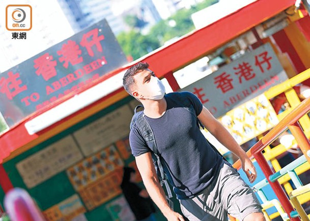 杜度閒時酷愛到處攀山涉水，他直言期待踏遍香港。
