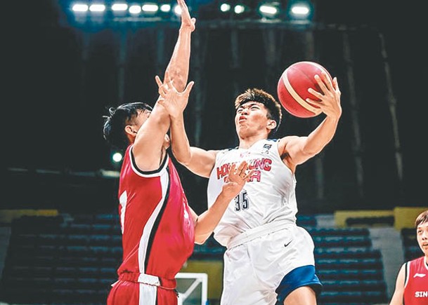 香港男子籃球隊（圖右）