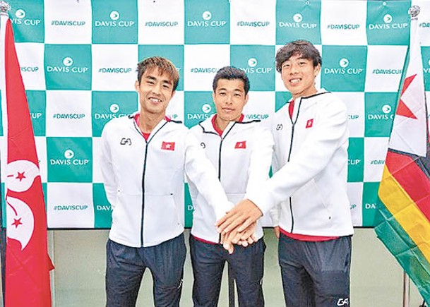 王康傑（左起）、黃俊鏗及黃澤林有信心為港隊取勝。（公關圖片）