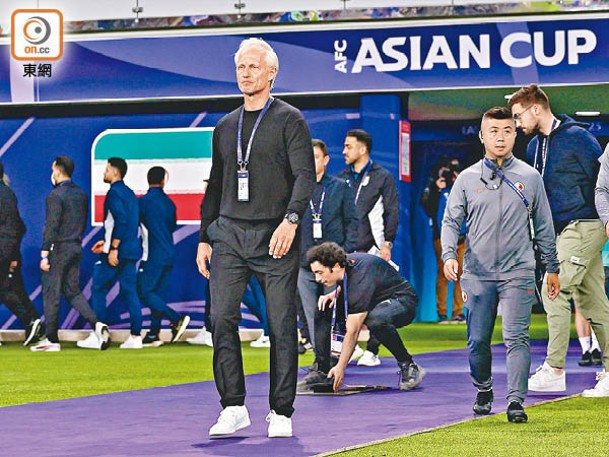 回顧亞洲盃決賽周，安帥（左）形容有得有失。