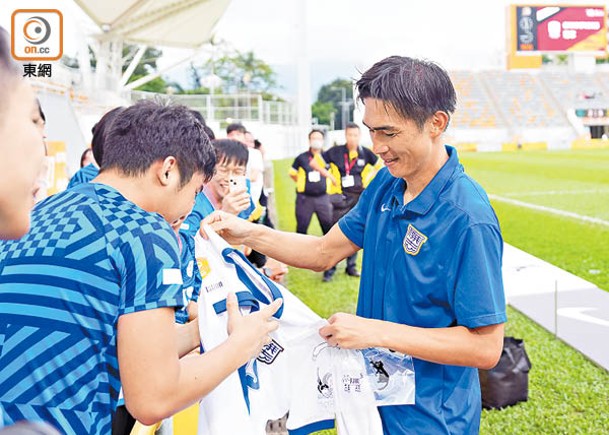 「大哥」黃洋自言不捨得香港球迷。