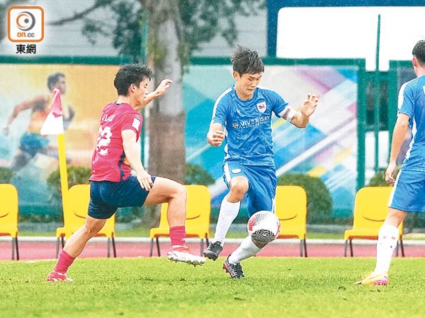 林學曦（藍衫）於香港Ｕ23擔當重要角色。