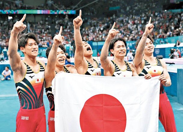 日本隊大逆轉奪得金牌。