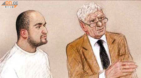 艾沙特（左）前日由律師陪同出庭。圖為他的出庭素描。