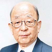 鈴木章（80歲）  國籍：日本
