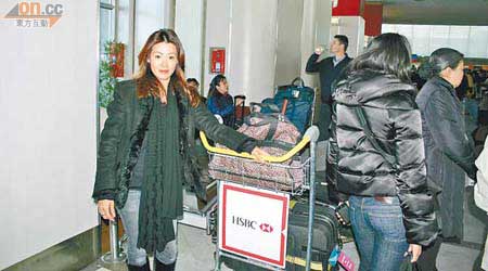 江碧蕙表示其回港行程沒受寒流影響。（呂靜儀攝）