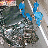戴妃與多迪遇上車禍後，魂斷巴黎。圖為肇事汽車殘骸。（資料圖片）