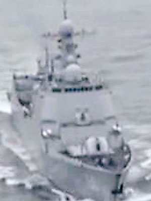 東海艦隊艦隻赴南海進行實彈演習。