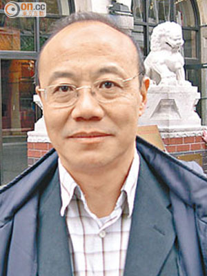 華人心聲<BR>在附近工作的陳先生表示理解罷市，但認為罷市影響有限。