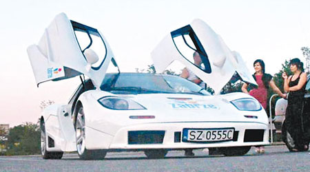 山寨版<br>「山寨版」McLaren F1（圖）絕不比正版遜色。（互聯網圖片）