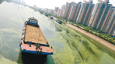 漢江武漢段江水被驗出氨氮超標。（互聯網圖片）