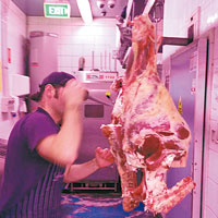 澳洲的屠場注重衞生，保障肉食安全。（互聯網圖片）