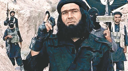 ISIL主要劊子手韋希伊卜作風高調。（互聯網圖片）
