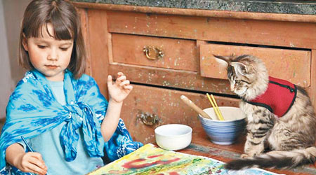 漢默肖在繪畫時，小貓圖拉經常陪伴在側。（互聯網圖片）