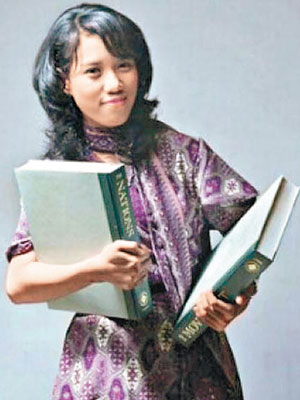 天才少女加亞特里英年早逝，印尼人大為惋惜。（互聯網圖片）