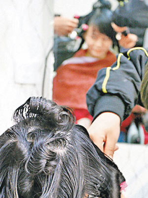深圳發生一名髮型師因電髮問題被殺命案。（互聯網圖片）