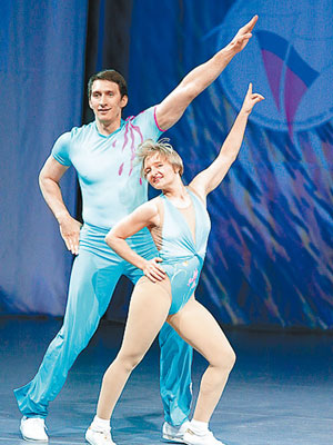 吉洪諾娃精於舞蹈，表演奔放。（互聯網圖片）