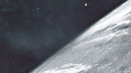首張太空拍攝地球照（1946年）（互聯網圖片）