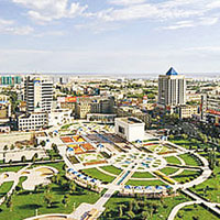 克拉瑪依市（圖）是新疆石油重鎮。（互聯網圖片）