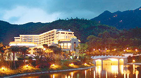 蓮花山莊是東莞難得一見的山水式五星級酒店。（互聯網圖片）