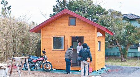 吉田自行在所購置的土地上搭建了一間小木屋。（互聯網圖片）