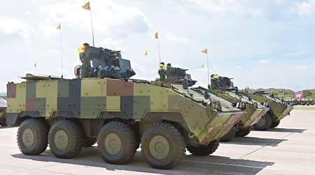 雲豹甲車為台灣國防部兵整中心研發的八輪傳動裝甲車。（中央社圖片）