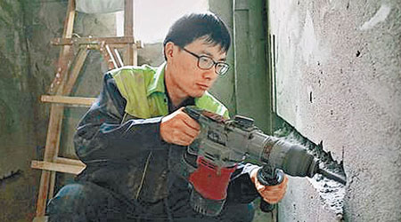 孫俊峰入行當裝修工，成功在上海置業。（互聯網圖片）