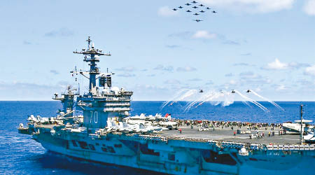 有指美軍屆時有五艘航母遏止中國軍隊的活動。（互聯網圖片）