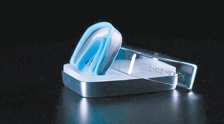 護牙套監察用家唾液水分含量，提醒補充水分。