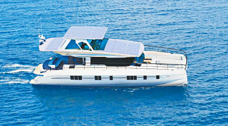 Solarwave 62'