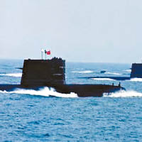 解放軍潛艇可布置大量水雷。（設計圖片)