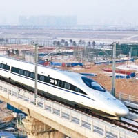 中方獲印方工程，圖為中國高鐵。