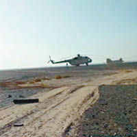 埃及當局直升機在現場協助搜救。（互聯網圖片）