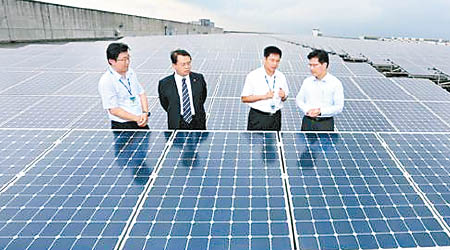廠房化身屋頂型太陽能電廠。（中時電子報圖片）