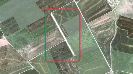 衞星圖像顯示美軍於敍利亞北部修建的機場（紅框示）。