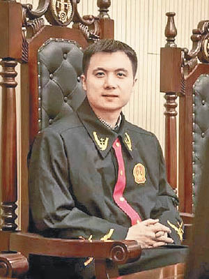 王磊辭去陝西省高院法官一職。（互聯網圖片）