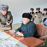 北韓領袖金正恩早前視察軍隊。