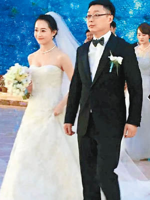 新娘姚婷婷及新郎陳棟的土豪婚禮，排場十足。