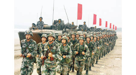 報告指中國軍費支出連續兩年排第二。（資料圖片）