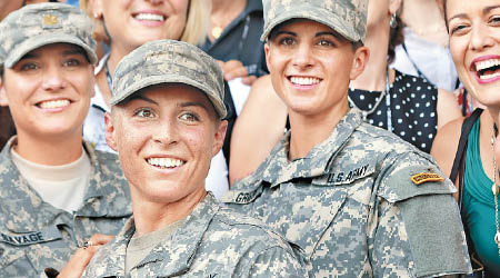 美軍女兵將出任步兵和裝甲兵軍官。（資料圖片）