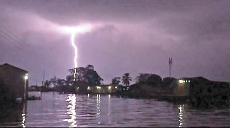 馬拉開波湖成新的「閃電之都」。（互聯網圖片）