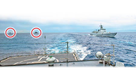 美日艦隻（紅圈示）跟蹤中國艦隊。（互聯網圖片）