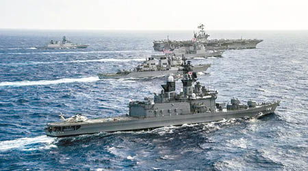 美國、日本和印度曾於二○○七年在太平洋舉行聯合軍演。（互聯網圖片）