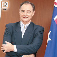 澳洲駐港領事保羅˙泰伊接受本報記者訪問。（蘇文傑攝）