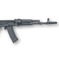 仿製AK-47自動步槍相信是專門店最矚目的產品。