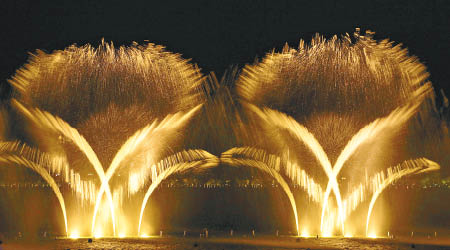 為舉行G20峰會而改造的西湖音樂噴泉更加美麗。（中新社圖片）